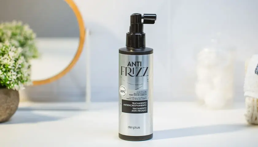 Tratamiento Anti Frizz para saber como quitar el frizz del pelo. Controla el encrespamiento de todo tipo de cabello.