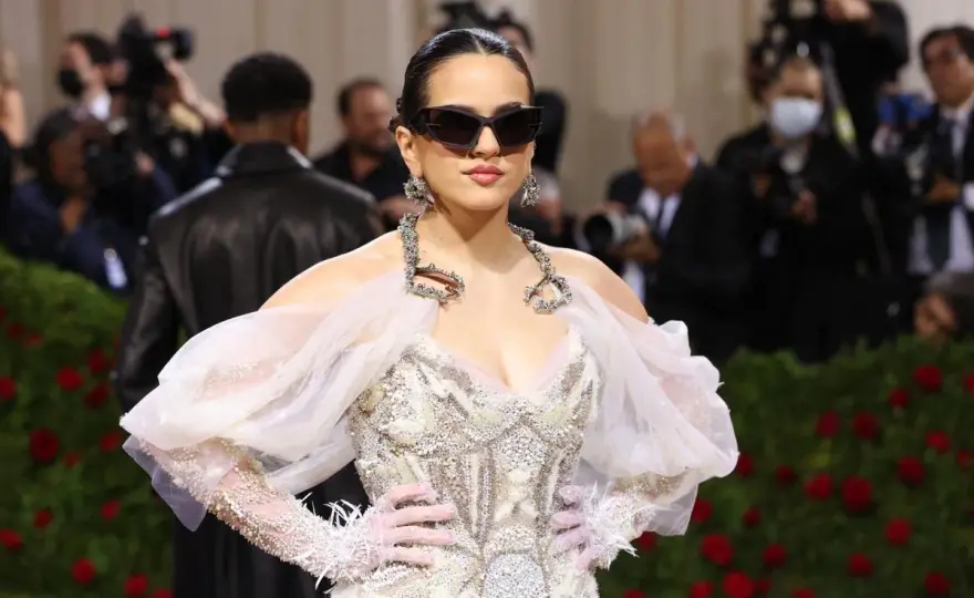 Rosalía en la Met Gala - Lecciones de estilo y storytelling