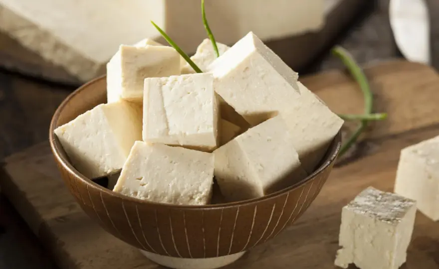 ¿El tofu engorda? La verdad sobre sus calorías y tu peso