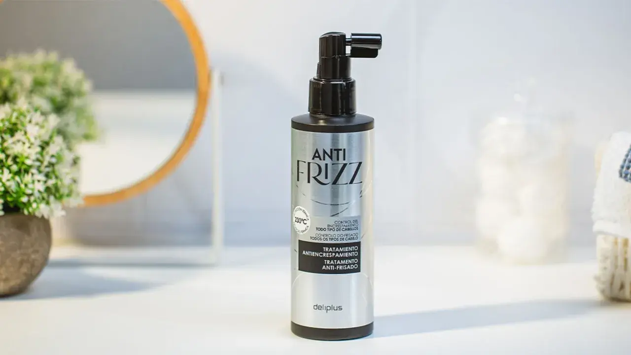 Tratamiento Anti Frizz para saber como quitar el frizz del pelo. Controla el encrespamiento de todo tipo de cabello.